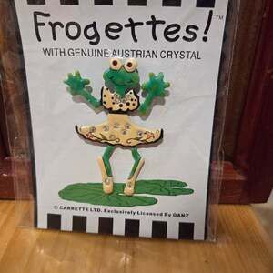 Frogettes Funky Frog Pin, Carrette Ltd. by GANZ